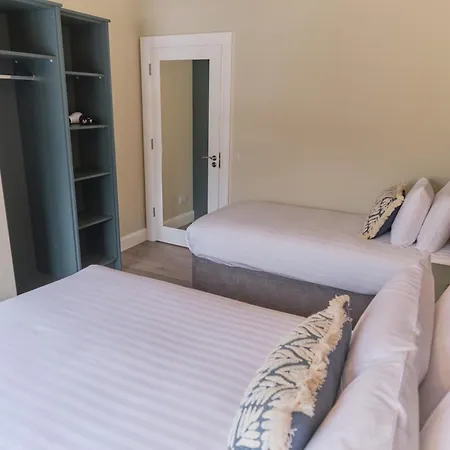 Riverside - Luxury 4 شقة دينغل