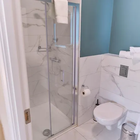 Apartment Riverside - Luxury 4 *
