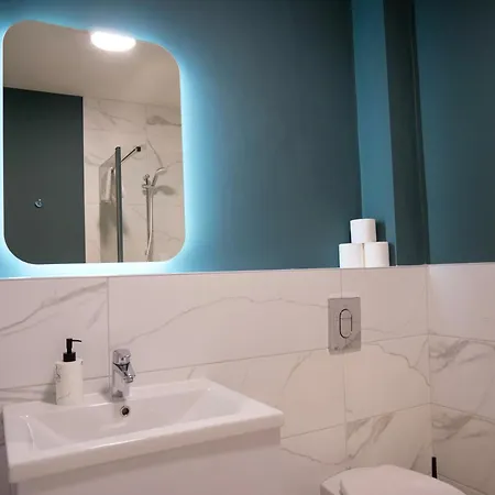 شقة Riverside - Luxury 4 دينغل