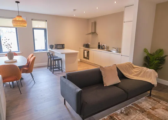 Riverside - Luxury 4 Daire *